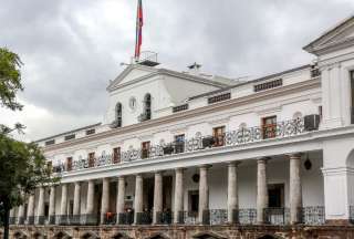 El Gobierno Nacional tildó a la denuncia de Abad como un intento de golpe de Estado.