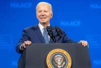 El presidente Joe Biden suspenderá sus actividades hasta recuperarse del covid-19.