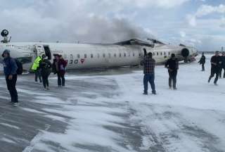 15 personas resultaron heridas, tras accidente de avión de Delta, en Toronto.