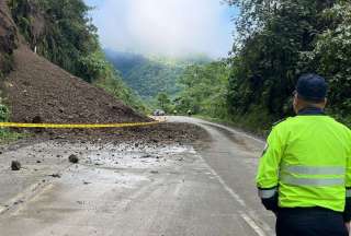 El Ministerio de Transporte y Obras Públicas (Mtop) anunció que habrá restricciones para el transporte pesado en la vía que conecta a Pichincha, Napo y Sucumbíos. 