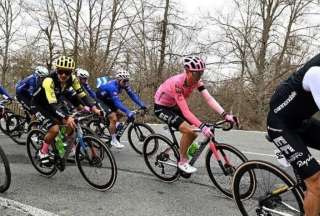 Richard Carapaz llegó sexto en la primera etapa de la Vuelta al País Vasco