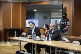 Mayra Salazar (centro) fue condenada por su participación en la red criminal de Leandro Norero. 
