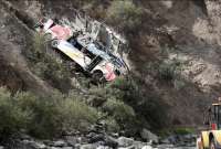 Un autobús que cubría la ruta Lima-Ayacucho cayó a un barranco.
