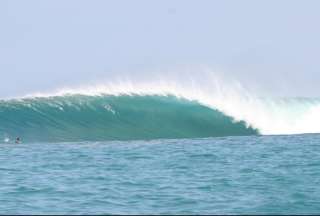 Se esperan olas de hasta 1,40 metros en playas de la Costa ecuatoriana. 