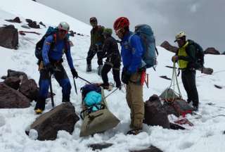 Los salvavidas reaccionaron de manera ágil, lo que permitió el rescate. 