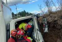 Dos siniestros en la Ruta Viva provocaron cierres viales y dejaron cinco personas heridas. 