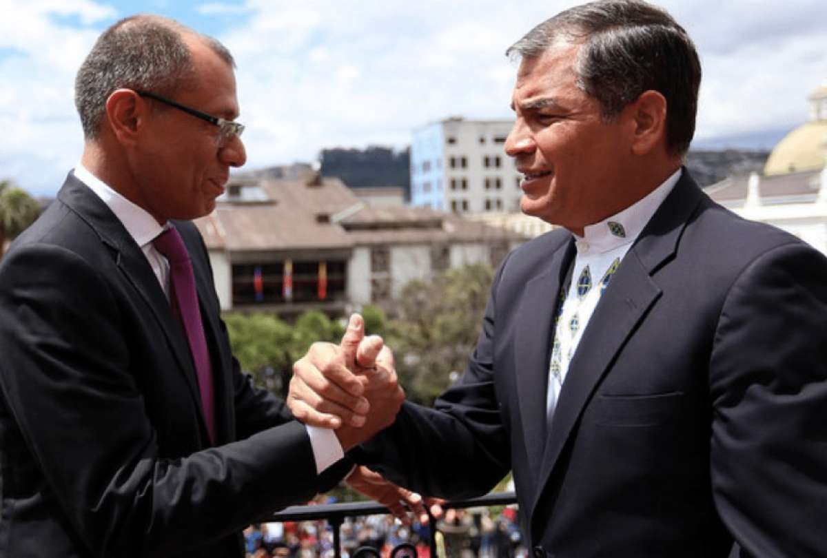 Investigación periodística revela presunta corrupción de Correa y Glas