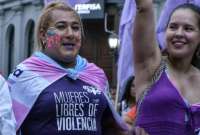 El 25 de noviembre de cada año se conmemora el Día de la Erradicación de la Violencia contra la Mujer, recordando la muerte de las hermanas Mirabal. 