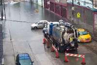 Las fuertes lluvias ya dejan estragos en localidades de Ecuador.