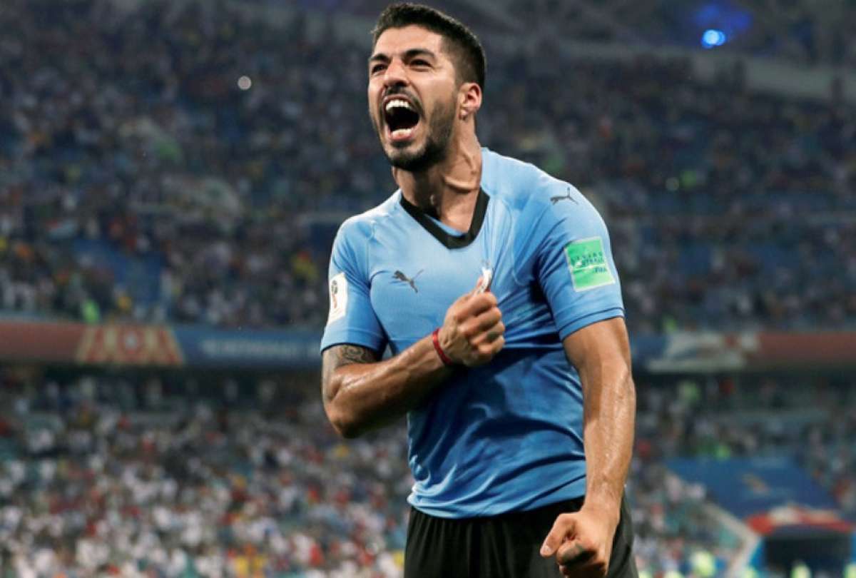 Suárez y Valverde encabezan la lista de Uruguay para el Mundial de Qatar  2022