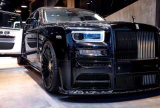 El modelo 2022 del Rolls Royce Phantom cuesta USD 500 000. 