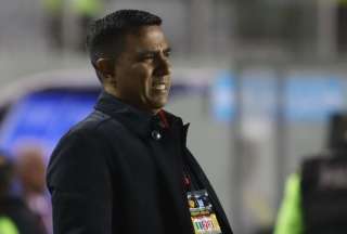 César Farías se molestó por el poco apoyo de los hinchas orientales