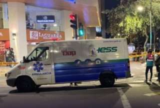 Ambulancias llegaron hasta el lugar para atender la emergencia.