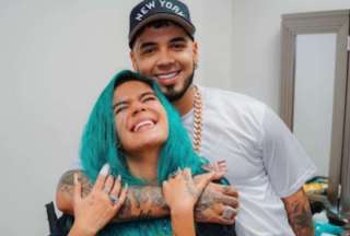 Karol G y Anuel  terminaron su relación amorosa en abril de 2021, luego de tres años juntos.