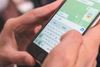 WhatsApp ahora tiene reacciones con emojis y archivos compartidos de hasta 2 GB