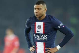 Mbappé cambiaría de club en este mercado