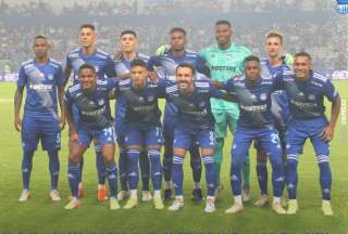 El plantel de Emelec posa para la foto, antes del amistoso ante Millonarios, de Colombia