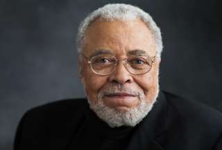 El mítico actor James Earl Jones falleció a los 93 años. 