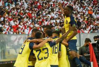 Antonio Valencia estuvo pendiente del empate de Ecuador vs Perú