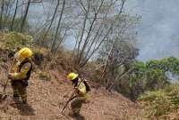 El incendio en Vilcabamba se encuentra controlado por las autoridades.