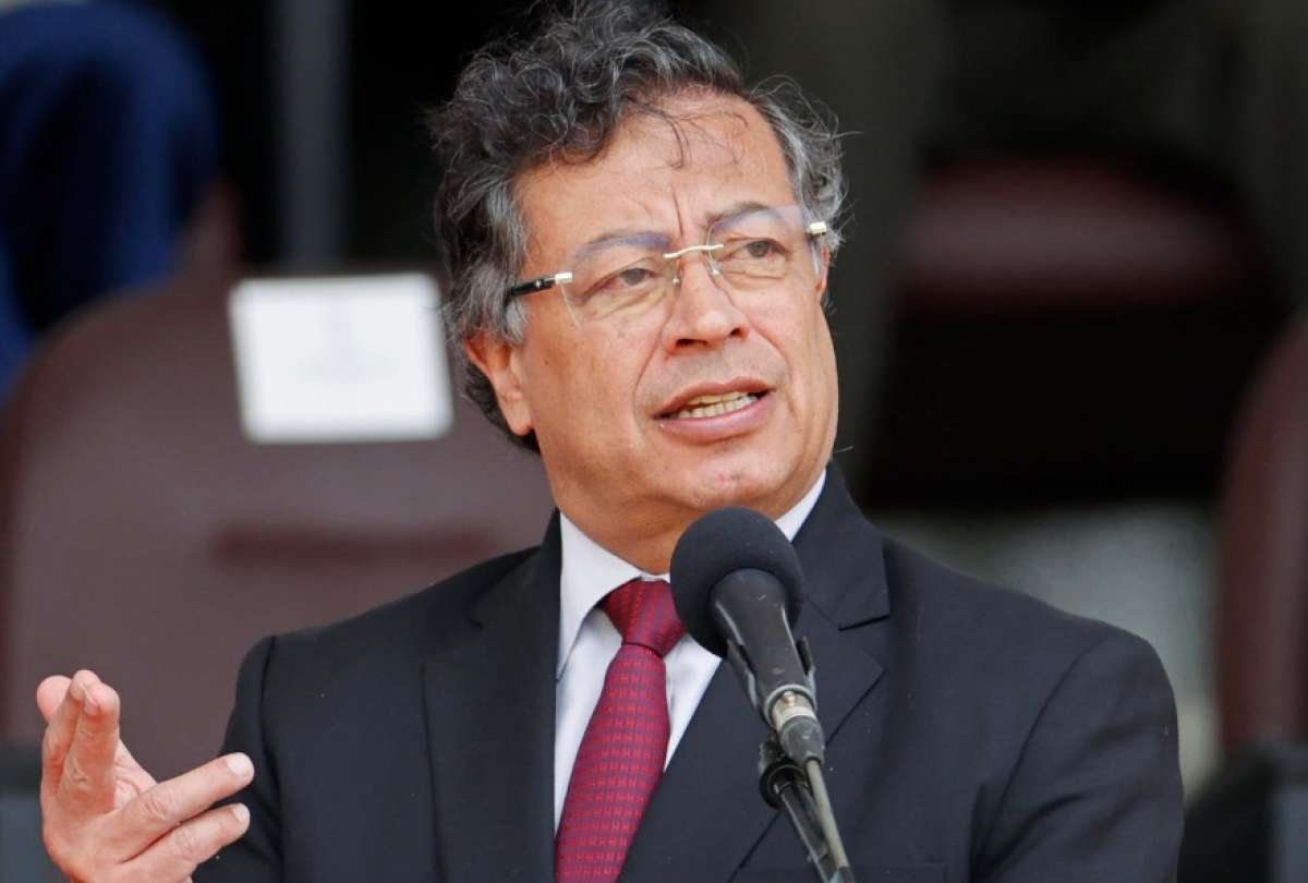 Gustavo Petro niega existencia del