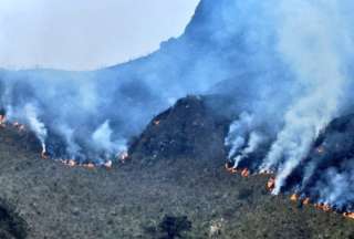 Las causas del incendio se investigan. 