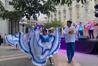 Desfiles, danza, música y más en los últimos días de las Fiestas de Guayaquil. 