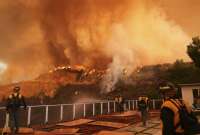 Los graves incendios en Los Ángeles han destruido más de 15.000 hectáreas y han dejado al menos 25 muertos.