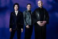 James Iha, Jimmy Chamberlain y Billy Corgan forman parte de The Smashing Pumpkins. 