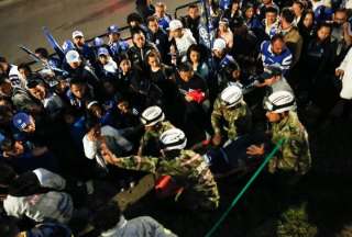 Hinchas de Millonarios y Atlético Nacional de Medellín protagonizaron percances