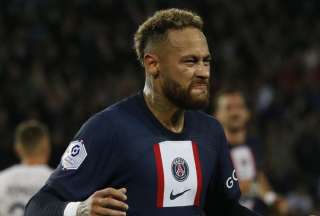 Fiscalía de España retira los cargos contra Neymar