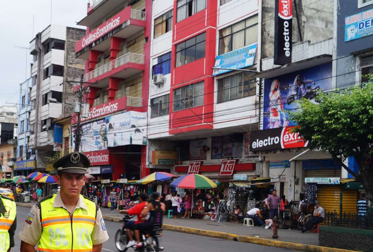 Ministerio de Salud sancionará a locales que no exijan el carnet de vacunación