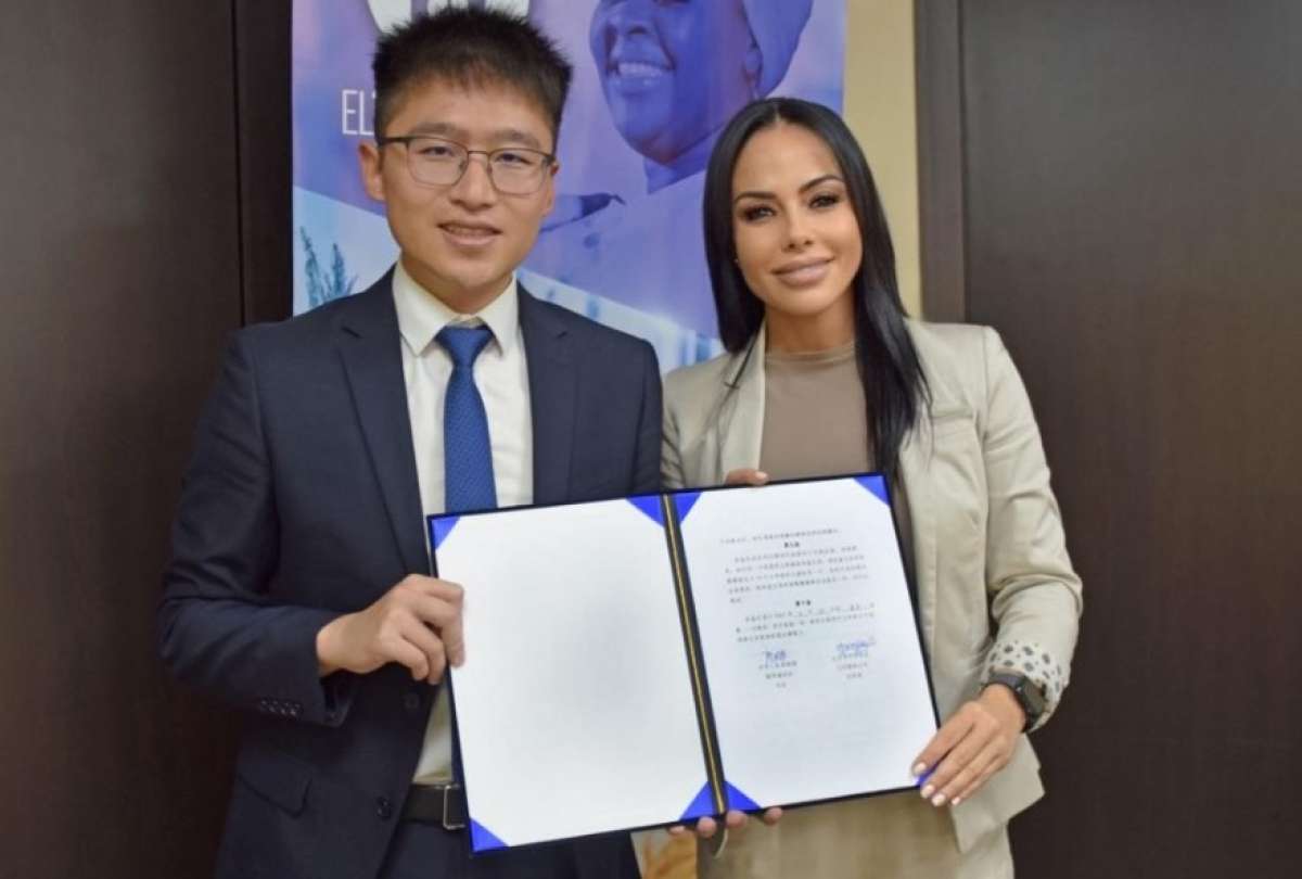 La Empresa Pública de Comunicación del Ecuador y la agencia estatal china Xinhua firmaron un convenio que extiende por un año la cooperación informativa y la difusión de contenidos noticiosos entre ambos países.