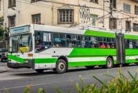 La medida de cerrar las paradas fue tomada debido a que se realizarán trabajos de repotenciación de estas instalaciones.