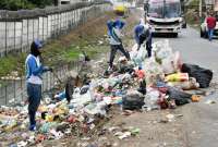 El Municipio de Guayaquil realizó un operativo de limpieza al noroeste de la ciudad. Recogieron ocho toneladas de desechos.