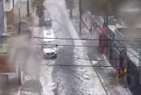 Lluvias torrenciales causan estragos en Quito.