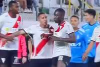 Luis Caicedo se retiró de la cancha