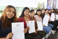 Con el programa “Becas Futuro Femenino” se prevé beneficiar a cerca de 40.000 mujeres con becas para estudios de tercer nivel.