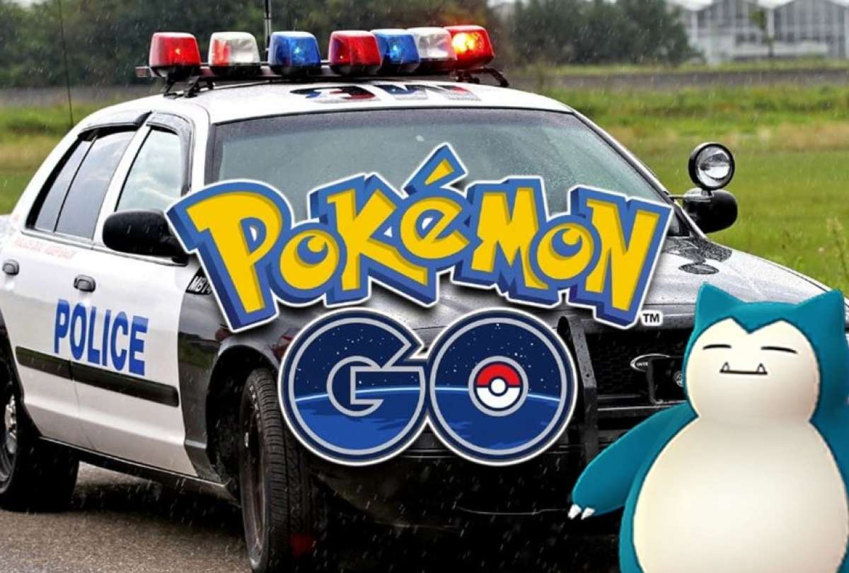 Dos policías fueron despedidos por jugar Pokemon Go
