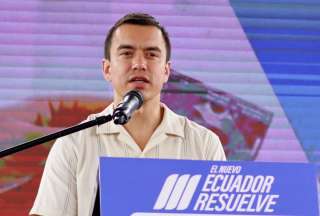 El presidente Daniel Noboa entregó vehículos a productores de Cotopaxi.