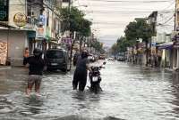 Las fuertes lluvias causan estragos en 28 sectores de la ciudad.