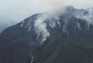 Conozca las 10 resoluciones que se adoptaron ante los incendios que se registran en localidades como Loja y Cuenca. 