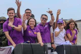 Daniel Noboa, durante un recorrido de la campaña electoral.