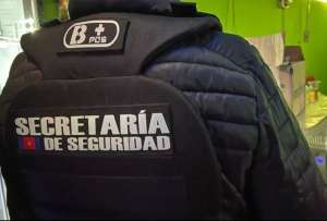 11 locales fueron clausurados tras operativos en Tumbaco y Los Chillos. En los centros nocturnos detuvieron a 5 personas.