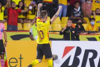 Damián Díaz ingresa a la historia de la Copa Sudamericana por su gol olímpico