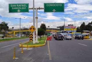 Cierre carril central de Autopista General Rumiñahui por trabajos de señalización