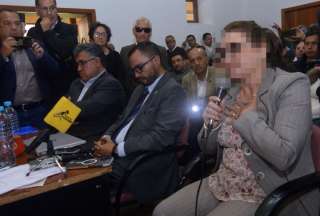 Los asambleístas de Azuay señalan que los familiares de Rosa A., investigada por presunto nepotismo y corrupción, buscarían salir del país