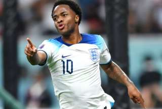 Raheem Sterling tuvo que abandonar Qatar porque le robaron su casa en Londres