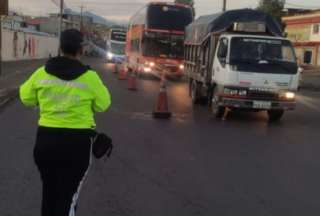 La AMT realiza controles en Quito por el Pico y Placa en toda la ciudad.