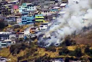 Nuevo incendio forestal se reporta en El Placer, en Quito. 